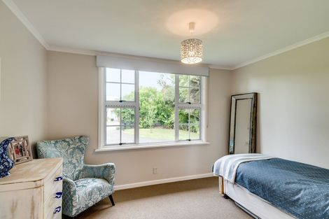 Photo of property in 25 Waterhouse Street, Taradale, Napier, 4112