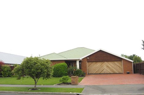 Photo of property in 14 Anglesea Avenue, Parklands, Christchurch, 8083