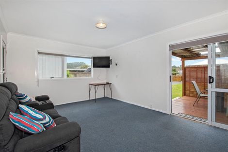 Photo of property in 5 Omutu Street, Oakura, Hikurangi, 0184