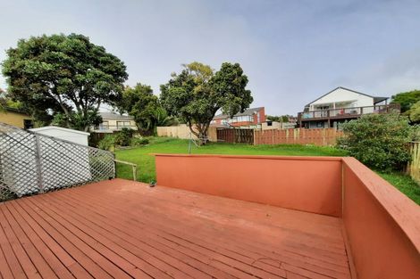 Photo of property in 23 Cairngorm Place, Highland Park, Auckland, 2010