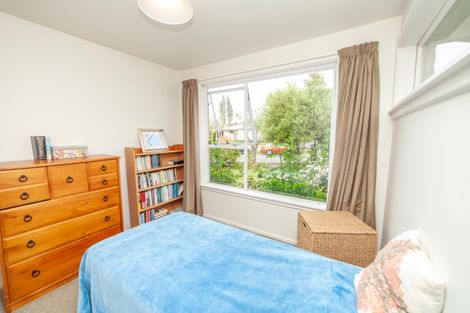 Photo of property in 5 Burrows Place, Ilam, Christchurch, 8041