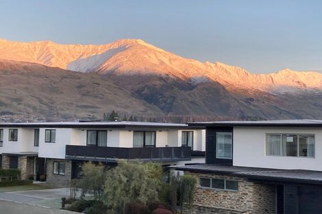 Photo of property in 53 Tenby Street, Wanaka, 9305