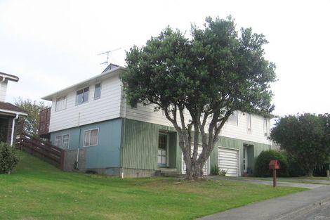 Photo of property in 28 Penryn Drive, Camborne, Porirua, 5026