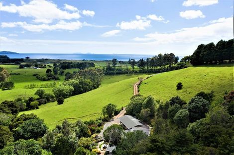 Photo of property in 1860 Pataua North Road, Pataua North, Parua Bay, 0175