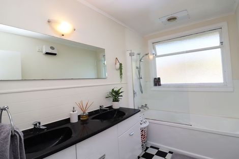 Photo of property in 9 Oxford Street, Holmes Hill, Oamaru, 9401