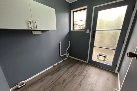 Photo of property in 13 Farwood Drive, Henderson, Auckland, 0612