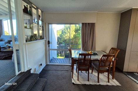 Photo of property in 17 Maple Grove, Maungaraki, Lower Hutt, 5010