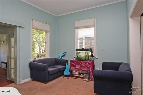 Photo of property in 6 Picton Avenue, Newtown, Wellington, 6021