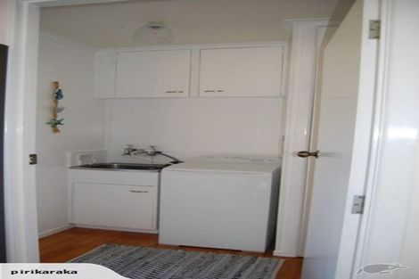 Photo of property in 29 Hebron Road, Waiake, Auckland, 0630