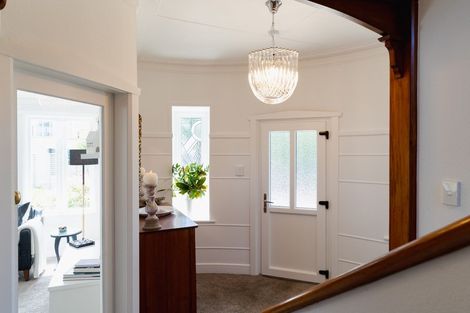 Photo of property in 10 Cliffs Road, Saint Clair, Dunedin, 9012