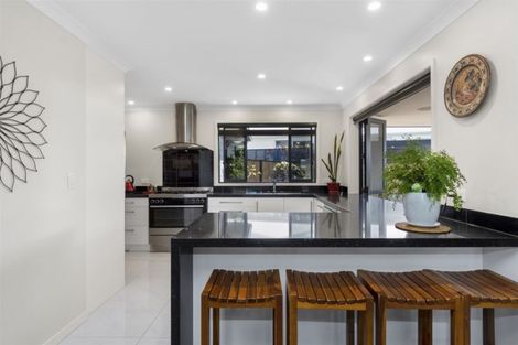 Photo of property in 33 Glenpark Crescent, Bethlehem, Tauranga, 3110