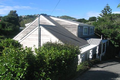 Photo of property in 126 Trelissick Crescent, Ngaio, Wellington, 6035