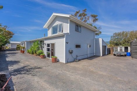 Photo of property in 51 Toru Road, Paraparaumu Beach, Paraparaumu, 5032