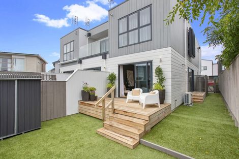 Photo of property in 5 Walter Merton Road, Hobsonville, Auckland, 0616