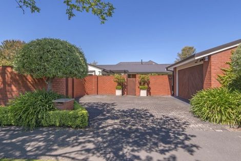 Photo of property in 15 Wadeley Road, Ilam, Christchurch, 8041