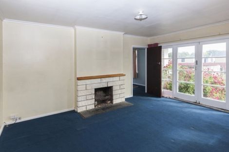 Photo of property in 11 Pembroke Street, Avondale, Christchurch, 8061