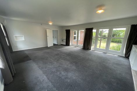 Photo of property in 9 Hampton Place, Burnside, Christchurch, 8053