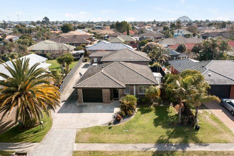 Photo of property in 11a Hibiscus Avenue, Mount Maunganui, 3116