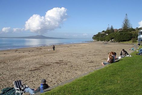 Photo of property in 2/13 Sidmouth Street, Mairangi Bay, Auckland, 0630