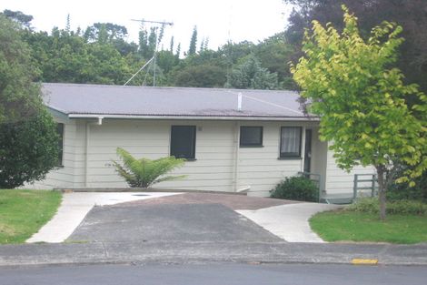 Photo of property in 5 Charnley Grove, Glenfield, Auckland, 0629