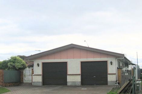 Photo of property in 106 Tait Drive, Greenmeadows, Napier, 4112