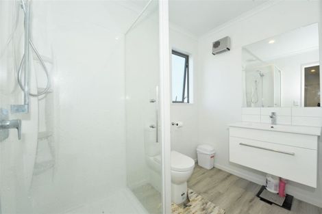 Photo of property in 33 William Dawson Crescent, Wigram, Christchurch, 8025