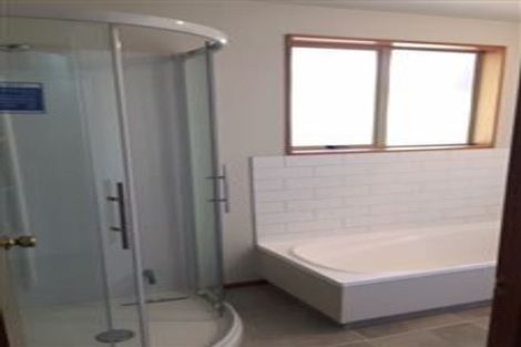 Photo of property in 2/66 Martin Avenue, Beckenham, Christchurch, 8023