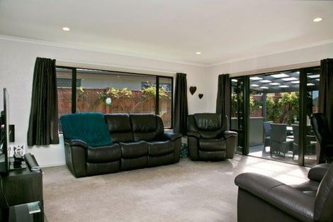 Photo of property in 9 Woburn Place, Nukuhau, Taupo, 3330