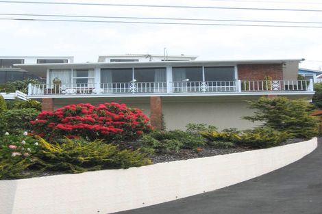 Photo of property in 11 Findlay Street, Moturoa, New Plymouth, 4310