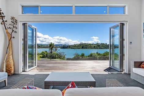 Photo of property in 1248 Sandspit Road, Sandspit, Warkworth, 0982