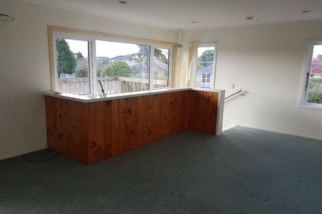 Photo of property in 42 Durham Street, Te Atatu Peninsula, Auckland, 0610