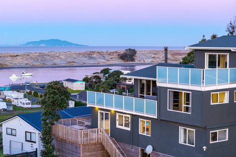 Photo of property in 43 Olsen Avenue, Mangawhai Heads, Mangawhai, 0505
