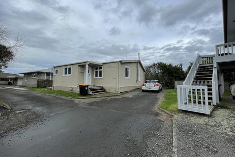 Photo of property in 23 Perrin Place, Kelvin Grove, Palmerston North, 4414