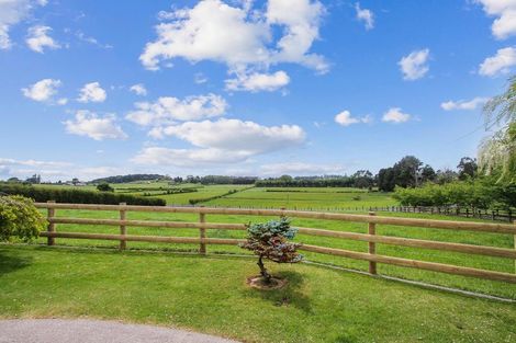 Photo of property in 137 Hart Road, Pukekohe, 2676