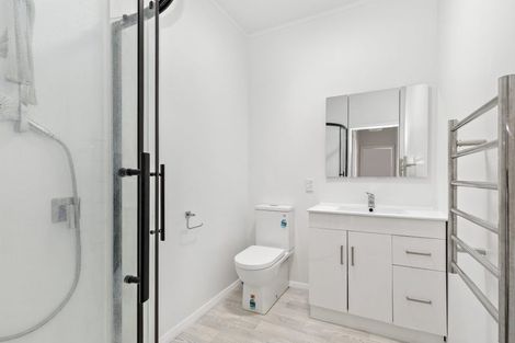 Photo of property in 21 Leighton Avenue, Waiwhetu, Lower Hutt, 5010