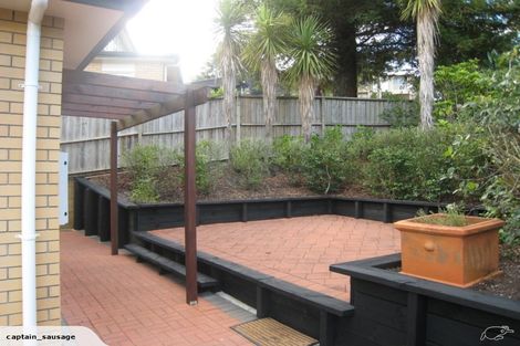 Photo of property in 50b Seaton Road, Murrays Bay, Auckland, 0630