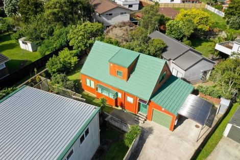 Photo of property in 1/12 Sorrel Crescent, Bucklands Beach, Auckland, 2012