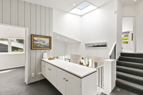 Photo of property in 17a Delhi Crescent, Khandallah, Wellington, 6035