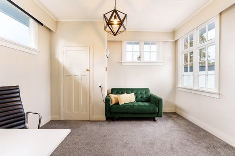 Photo of property in 19 Mornington Road, Balaclava, Dunedin, 9011