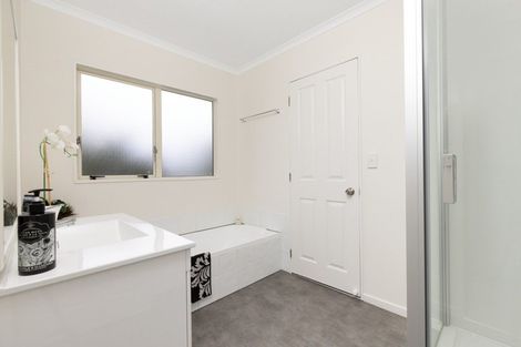 Photo of property in 34a Otumoetai Road, Judea, Tauranga, 3110