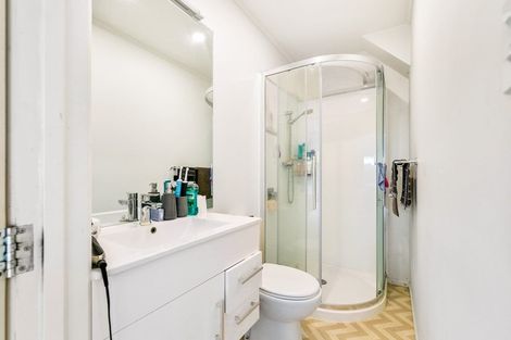 Photo of property in 1 Jacaranda Avenue, Beach Haven, Auckland, 0626