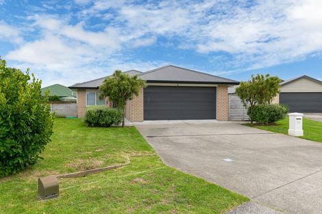Photo of property in 23 Gallipoli Place, Paraparaumu, 5032