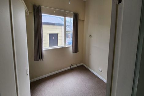 Photo of property in 96 Derwent Street, Island Bay, Wellington, 6023