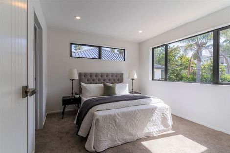 Photo of property in 6c Kenmure Avenue, Forrest Hill, Auckland, 0620