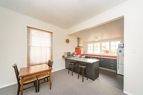 Photo of property in 375 College Street, Hokowhitu, Palmerston North, 4410