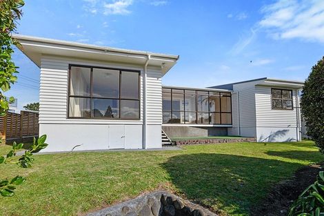 Photo of property in 135b Coronation Avenue, Welbourn, New Plymouth, 4310