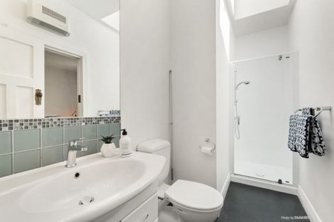 Photo of property in 52 Belvedere Road, Hataitai, Wellington, 6021