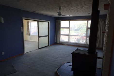 Photo of property in 15 Dunluce Place, Hornby, Christchurch, 8042