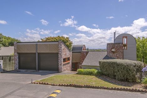 Photo of property in 2 Rhodesvale Terrace, Cashmere, Christchurch, 8022