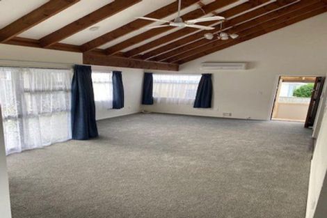 Photo of property in 214 Puriri Street, Castlecliff, Whanganui, 4501